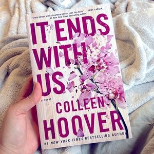 Book: It Ends With Us by Colleen Hoover
